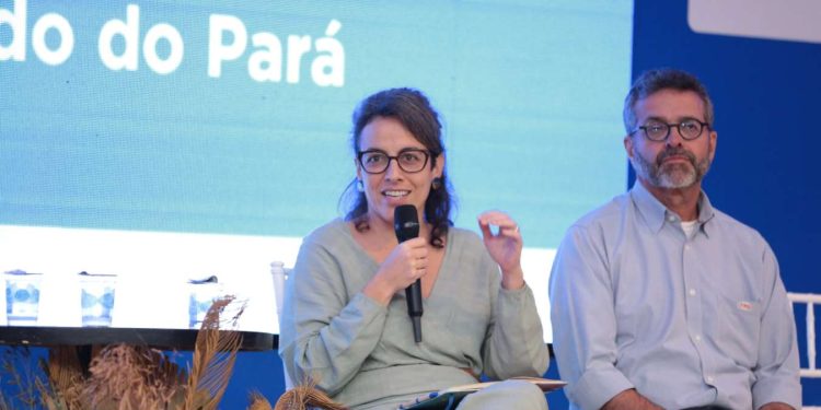 Marina Guyot, Gerente de Políticas Públicas do Imaflora, destacou o papel da sociedade civil em promover diálogo entre setores. Foto: Divulgação.